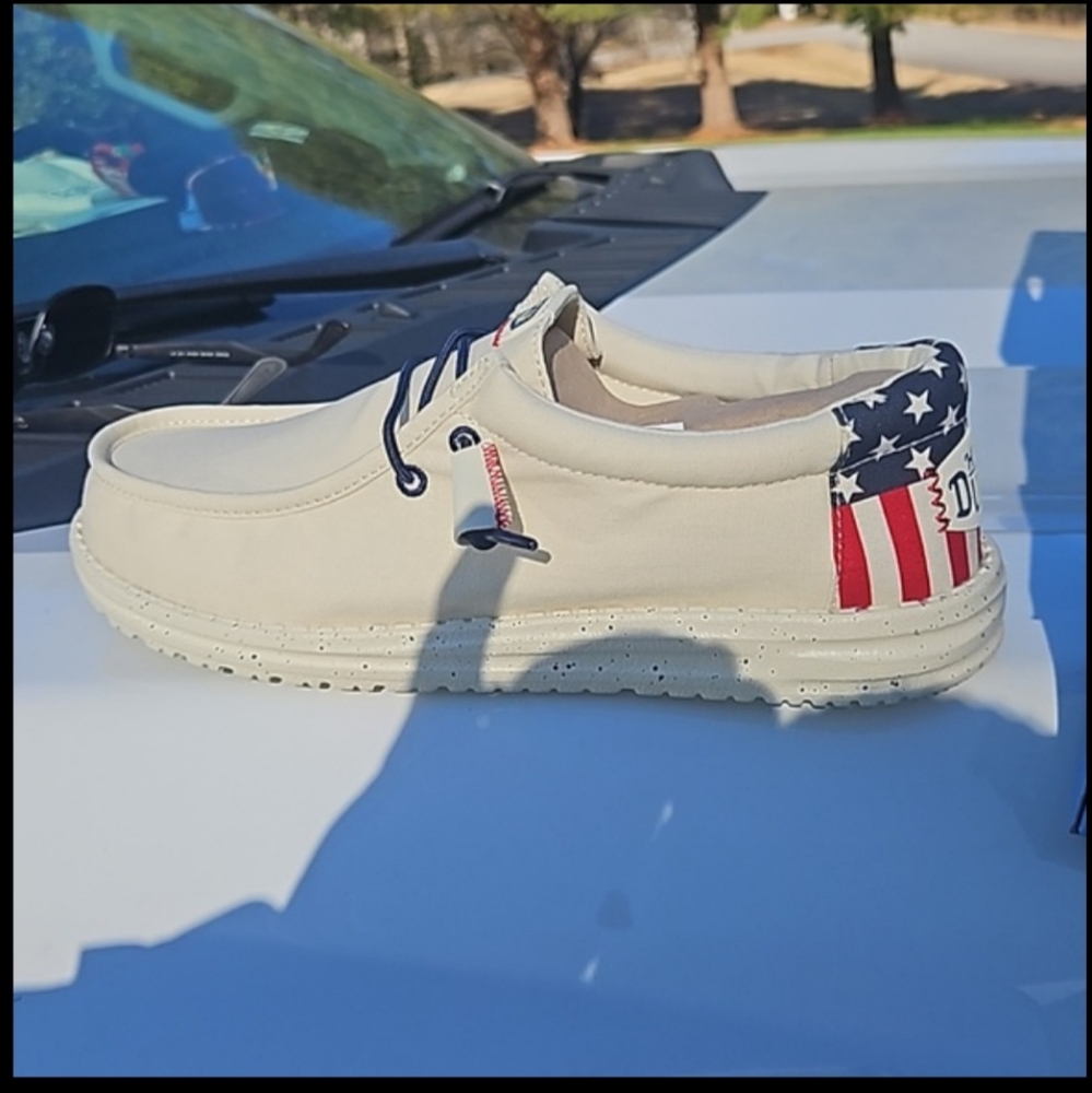 Mens hey dude shoes